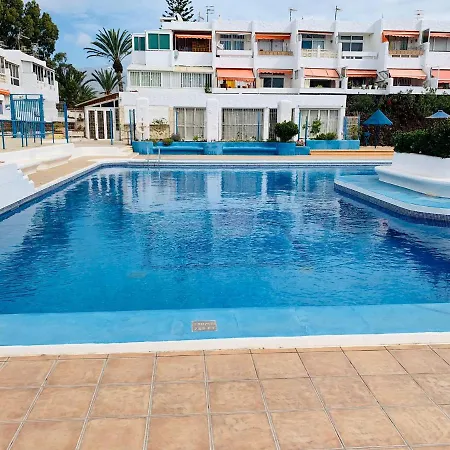 Nuovo Monolocale Con Wifi Fibra, Piscina شقة